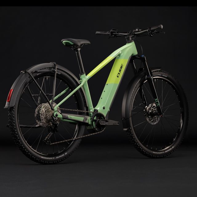 CUBE Reaction Hybrid ONE 720 FE 2027 sähköpyörä